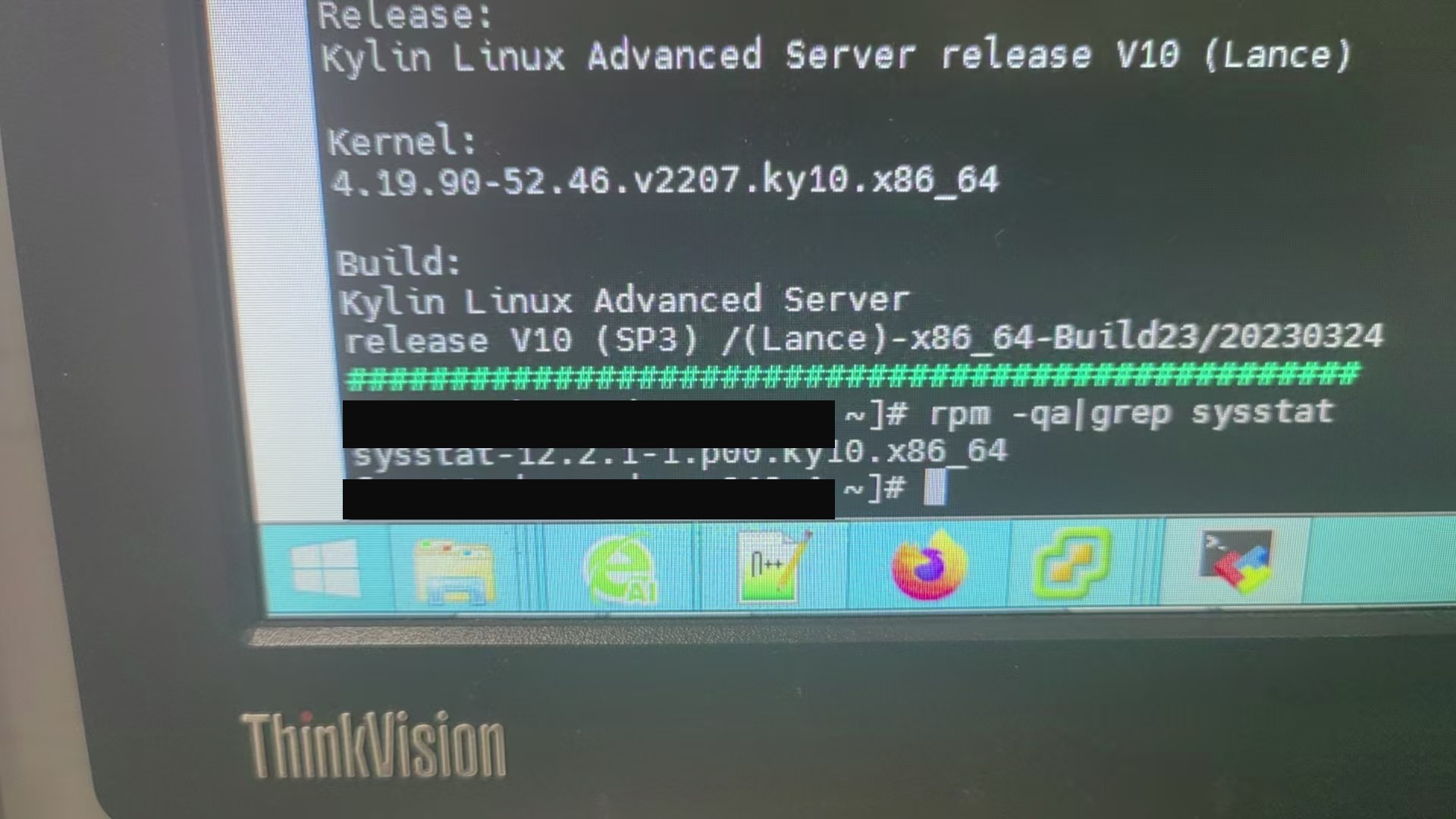 同事环境的麒麟 V10 SP3、52.46 内核和 sysstat 12.2.1 版本截图(主机名已遮盖)